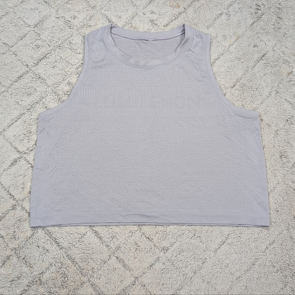 Lululemon Top Womens 12 Gray Silver Lilac Breeze By Muscle Crop Tank Train